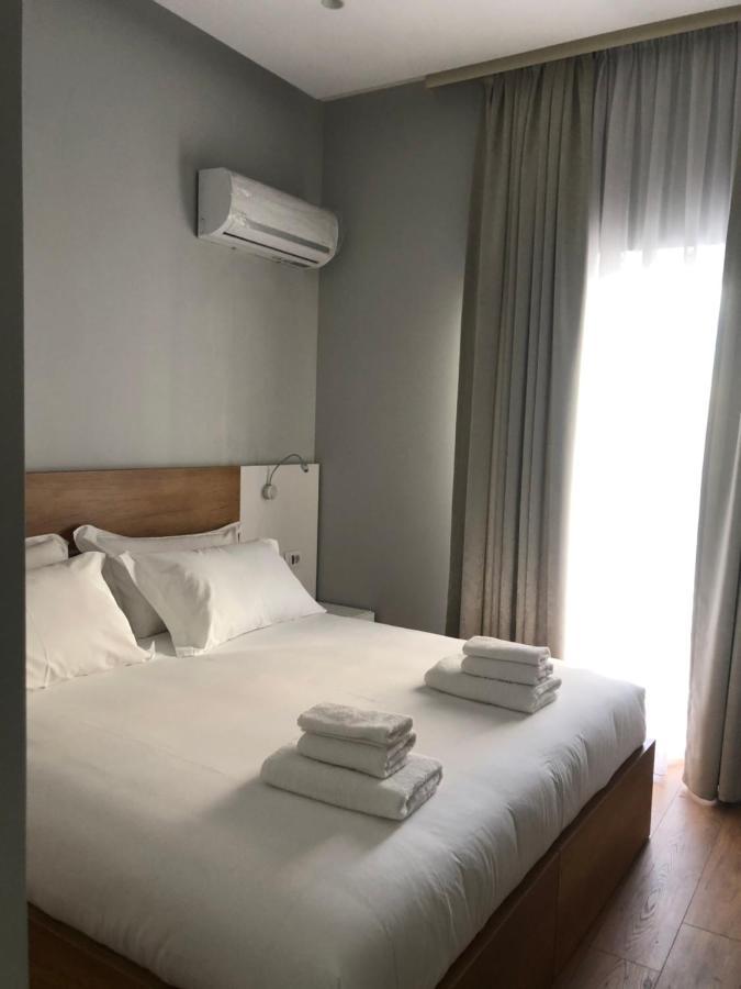 Andys Rooms Hotel Tirana Exterior foto