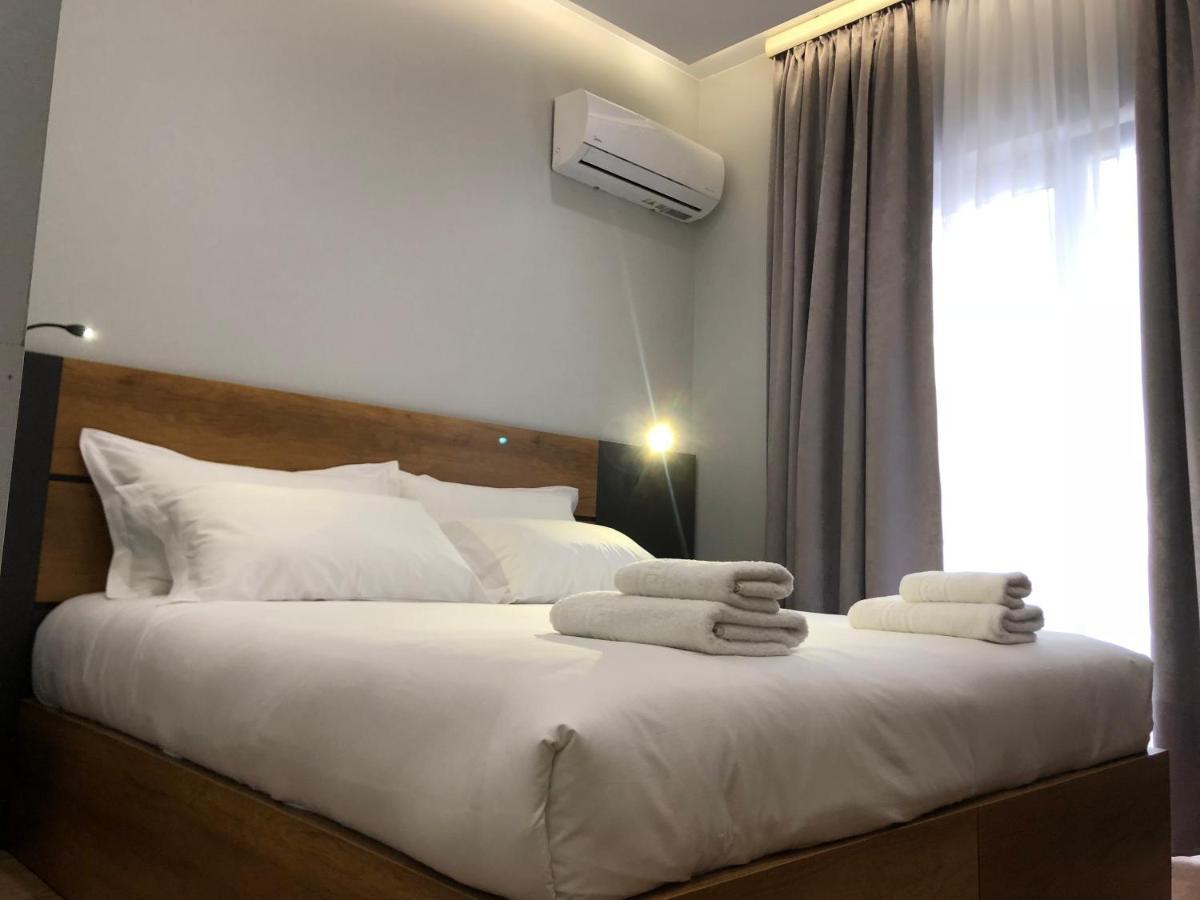 Andys Rooms Hotel Tirana Exterior foto